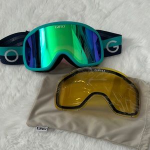Giro Moxie Ski Snowboard Goggles with Lens